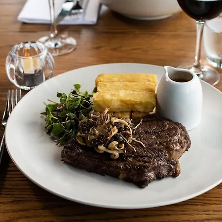 Lodge The At Castle Kilkea