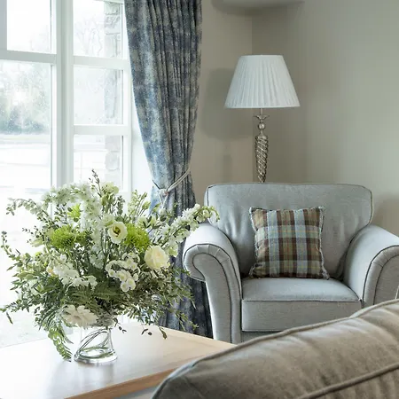 The At Castle Lodge *