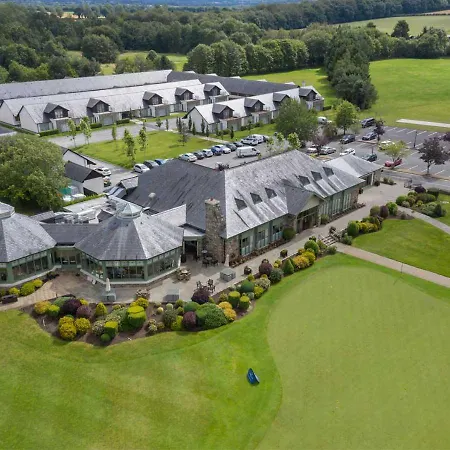 The At Castle Lodge *