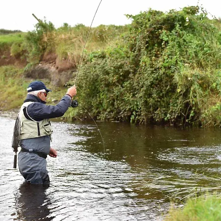 山林小屋 The At Castle