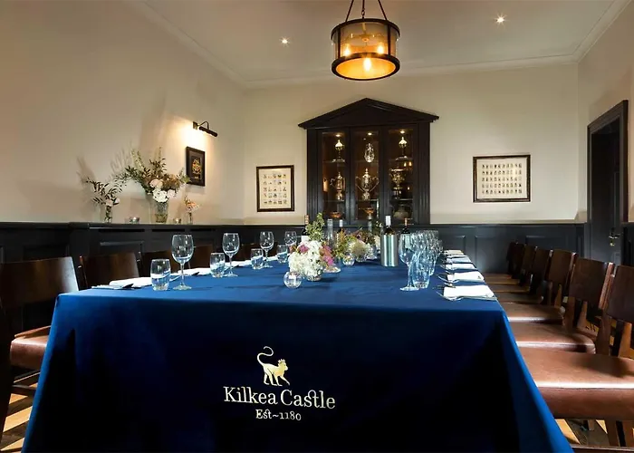 The At Castle Domek letniskowy Kilkea